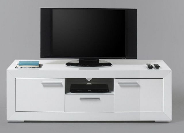tv-a-hifi-stolky-sound3-4136693-00-s640x480.jpg
